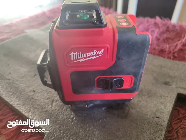 ليزر ميلوكي 12 الخط مع بطاريات وشاحن ستاند تثبيت قواعد تثبيت