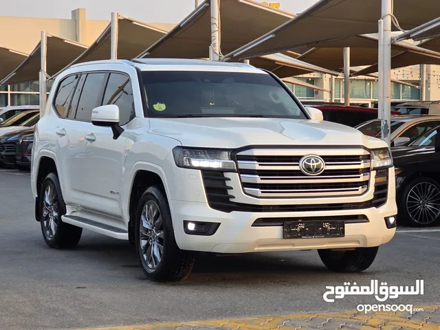 تويوتا لاند كروزر 2024