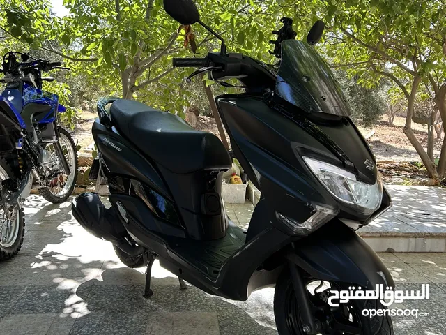 سكوتر سوزوكي  للبيع