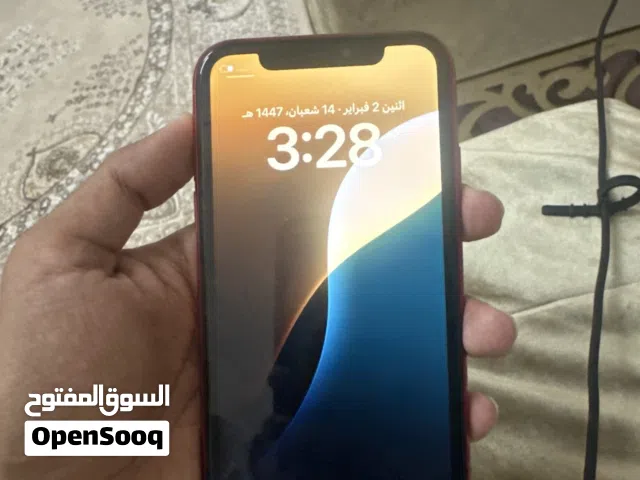 Apple iPhone 11 128 GB in Abu Dhabi