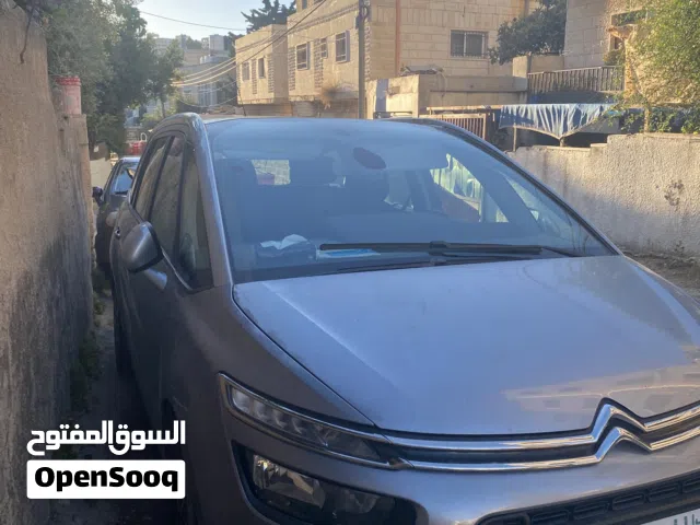 ستروين 2019 c4. للبيع