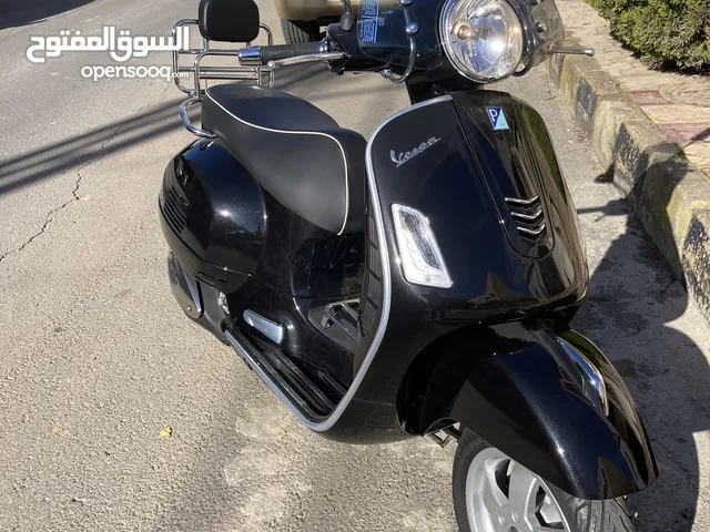 Vespa GTS 300 2018 in Amman