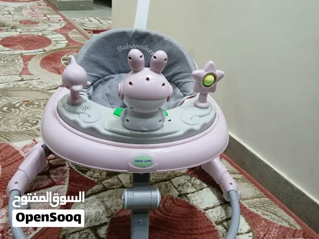 كرسي ومشاية