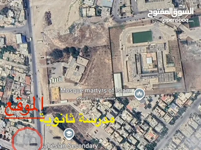 مخازن تجارية للبيع بدخل