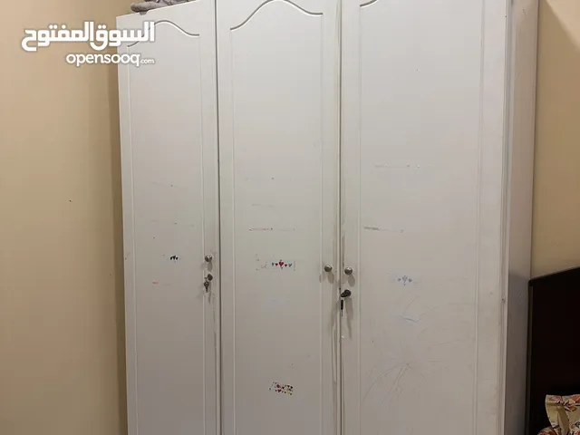 Wardrobe for sale 2 door and 3 door 35 bd