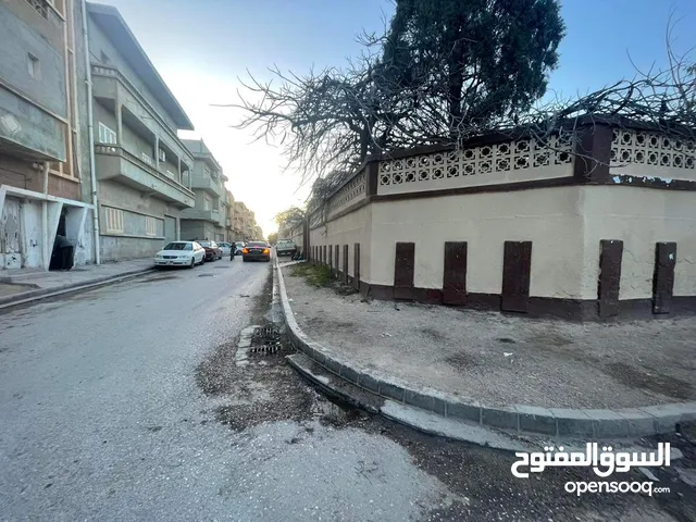 400 m2 More than 6 bedrooms Villa for Sale in Benghazi Al-Matar St.