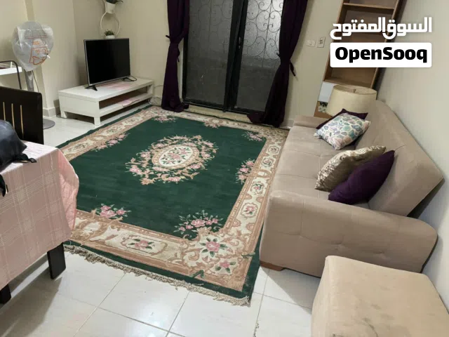 شقه للايجار مفروش ف الرحاب موقع مميز بجوار مول افنيو