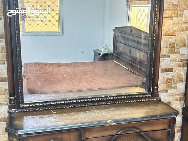 غرفة نوم للبيع