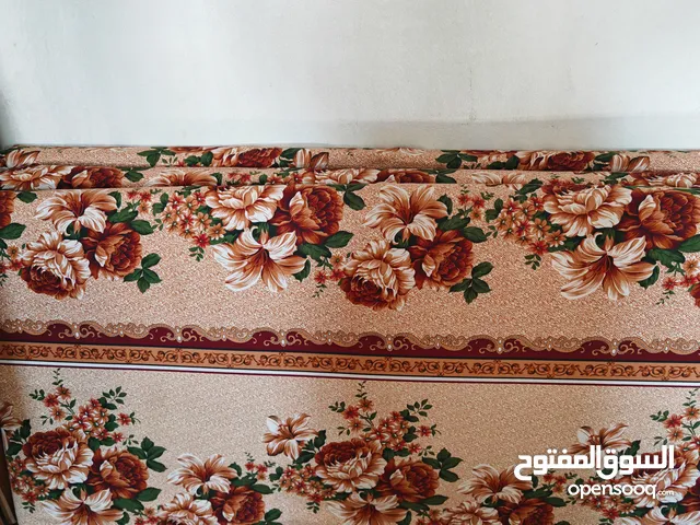 مجلس خمس فرشات واربع مساند واربع ركايات مع 3 فرشات 70
