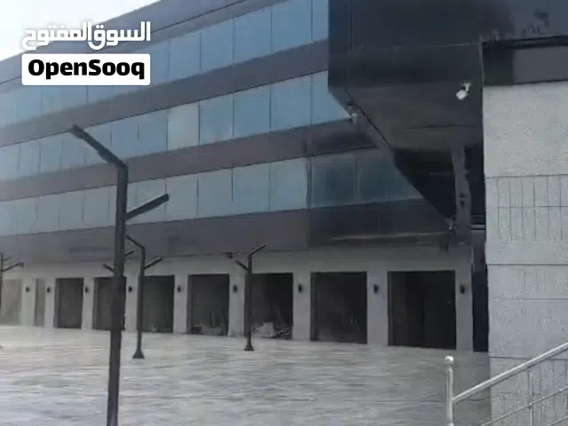 محل للايجار بريو مول التجمع الاول محور السادات 50 متر