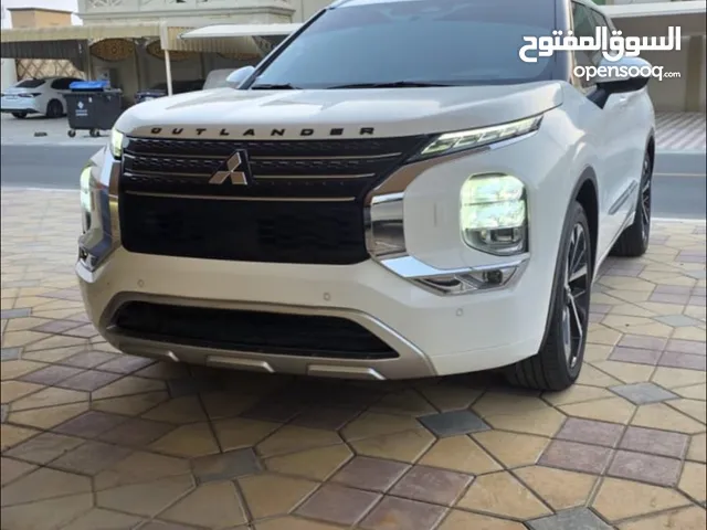 ميتسوبيشي اوتلاندر 2023 ضمان الوكاله استعمال سيده قطعت11 الف كيلو فقط