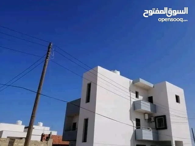 0 m2 5 Bedrooms Townhouse for Sale in Tripoli Al-Sabaa