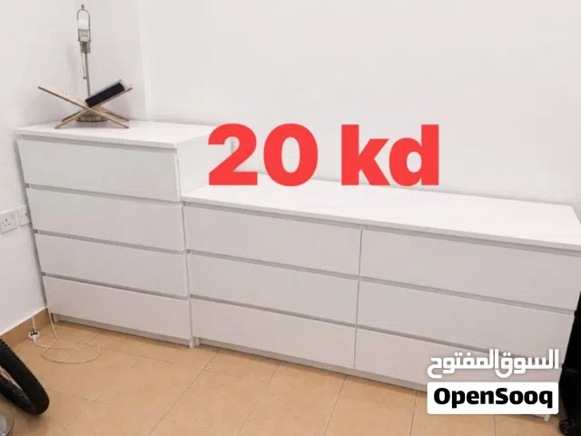 كنب مع ارفف مع طاولة تلفزيون سرير خزانة