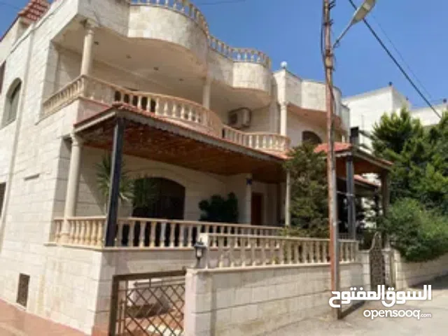 450 m2 4 Bedrooms Villa for Sale in Amman Khalda