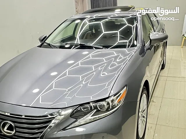 Lexus ES 2017 in Al Dakhiliya
