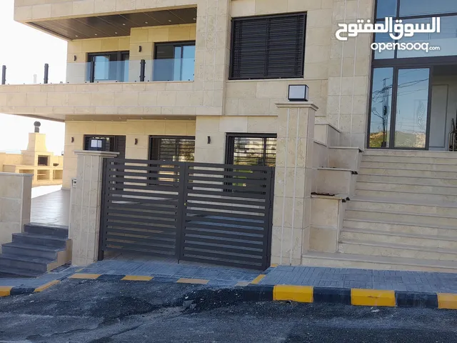 192 m2 3 Bedrooms Apartments for Sale in Amman Marj El Hamam