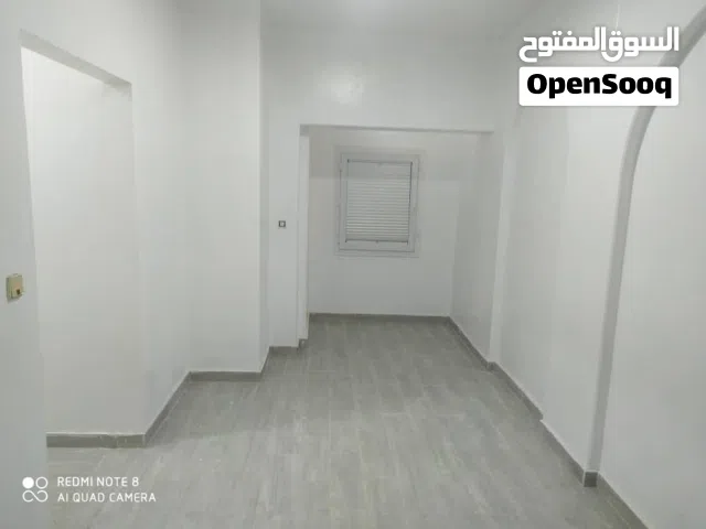 140 m2 2 Bedrooms Apartments for Rent in Tripoli Alfornaj
