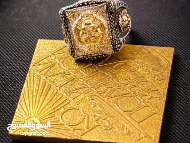 الخاتم مصنوع من فضة عيار 925 مع قاعده أثريه عام 1920