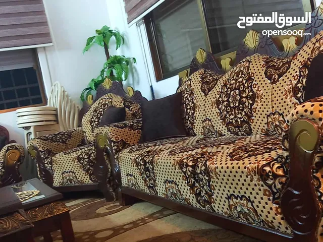 كنب تفصيييل الخشب القديم الثقيل وكااااله وعاينهم مضمونين