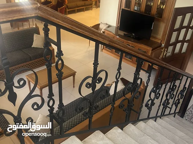 550m2 More than 6 bedrooms Villa for Sale in Amman Khalda