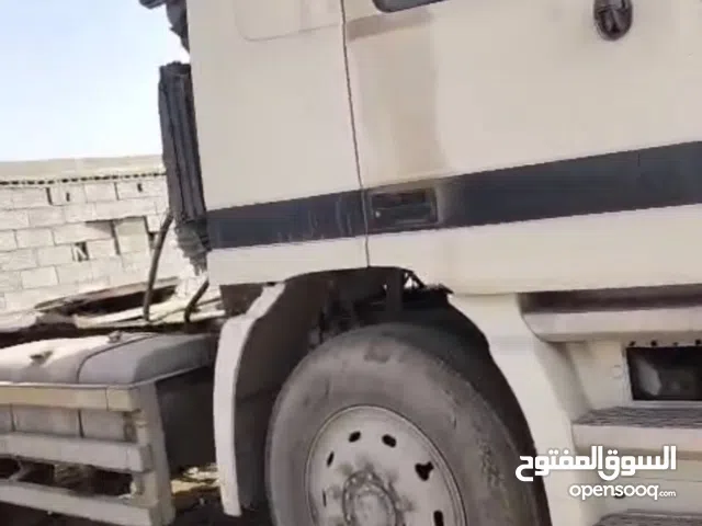 Mercedes Actros 2005 mp2 1pc, 2004 mp1 2pc with container