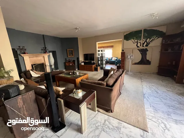 420m2 4 Bedrooms Apartments for Sale in Amman Abdoun