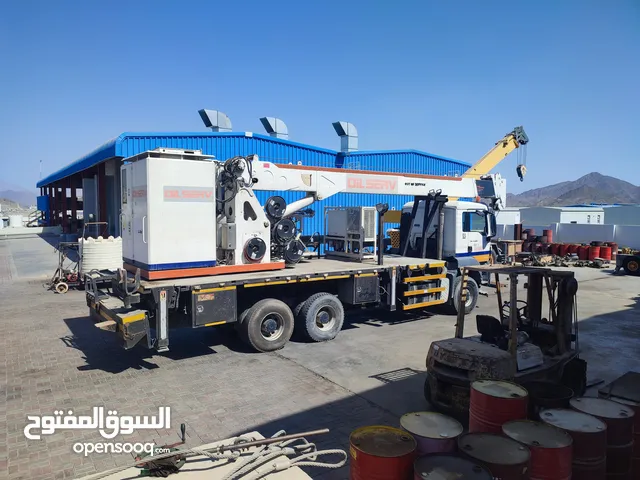 Long deck lobbies available for transportation from the UAE to the Gulf countries.