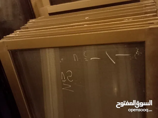 شبابيك المنيوم بحال الوكاله ارتفاع 125 عرض 200 العدد 10 مع المناخل وجميع الاكسسوارات
