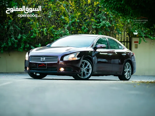 NISSAN MAXIMA 2011 Excellent Condition Maroon   SUPER COMFORT