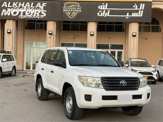 Used Toyota Land Cruiser in Muscat