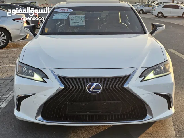 لكزس موديل 2020 خليجي ES300h هايبرد ضمان الجير والماكينه الشاصي وتسجيل
