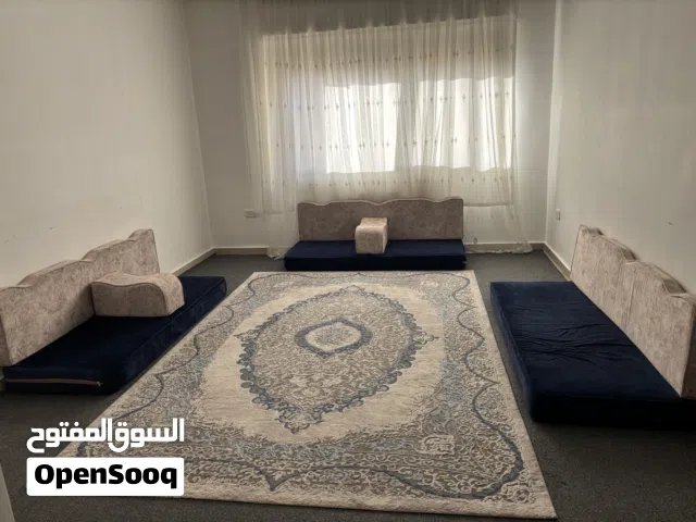 أثاث بيت مستعمل للبيع بشكل كامل- نظيف جدا (أرجو عدم التواصل إلا لشراء كامل)