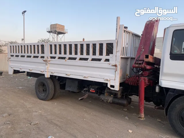 Hook Lift Isuzu 2008 in Al Sharqiya