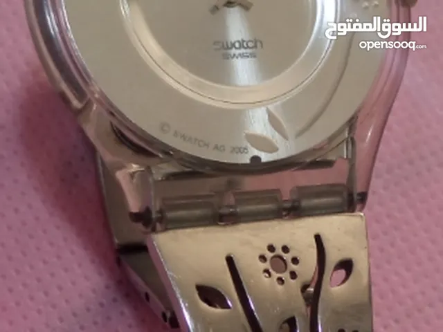 ساعة سواتش أصلي خالية من العيوب شبه جديدة للبيع بسعر مناسب جدا حرق