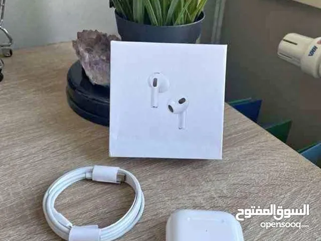 AirPods AirPods