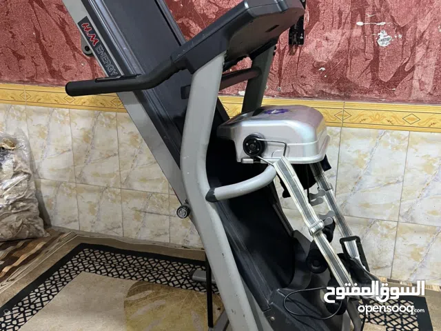 جهاز ركض نظيف كلشي بي شغال