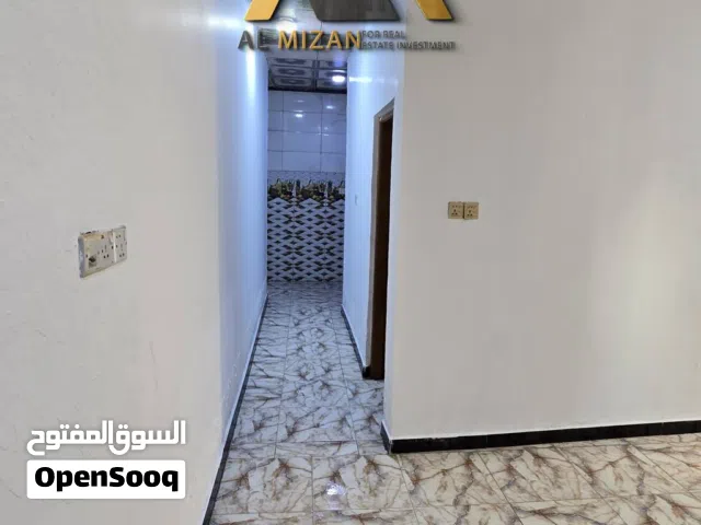 90 m2 2 Bedrooms Apartments for Rent in Basra Al Mishraq al Jadeed