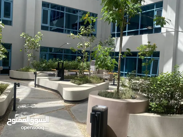 مكاتب إدارية للإيجار