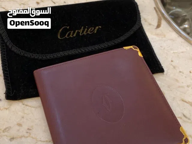 بوك كارتير العنابي