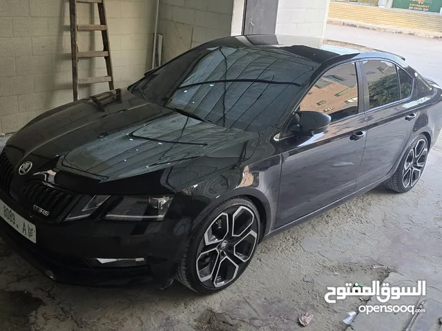 سكودا اوكتافيا اتوماتيك ماتور 2000