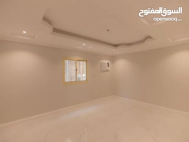 260 m2 4 Bedrooms Apartments for Rent in Al Riyadh Dhahrat Laban