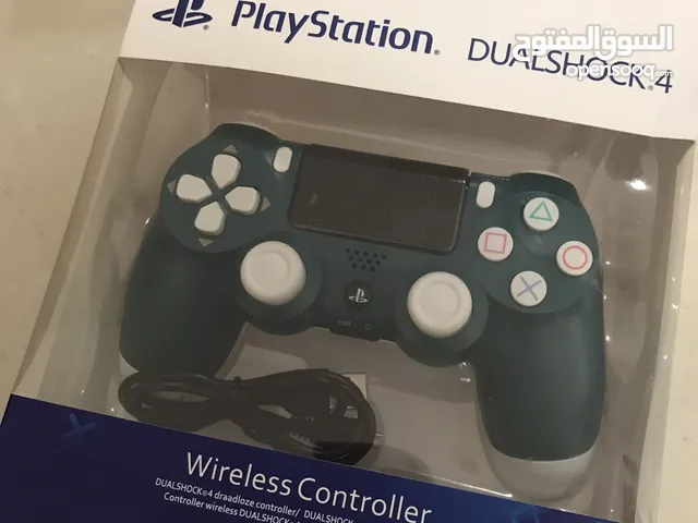PS4 controller Brand new