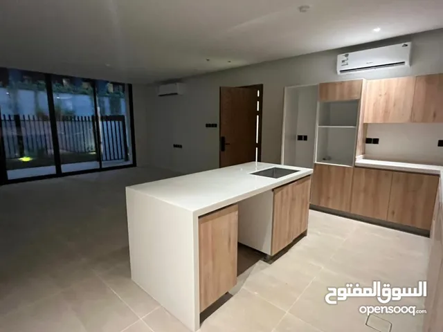 160 m2 3 Bedrooms Apartments for Rent in Al Riyadh Al Wahah