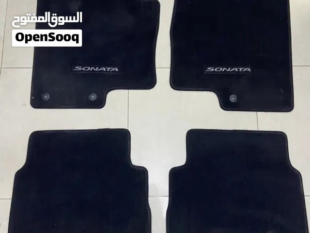 طقم أرضيات هونداي سوناتا أصلي شركة بحالة