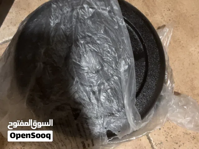 اثقال رياضية بحالة ممتازة للبيع