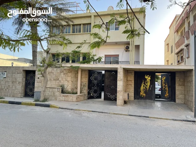 700 m2 More than 6 bedrooms Townhouse for Sale in Tripoli Hai Alandalus