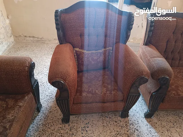 طقم كنب 7مقاعد لللبيع 50دينار