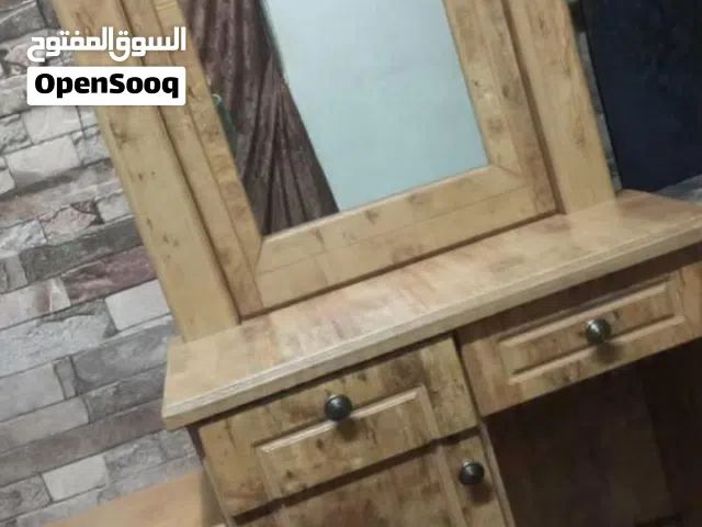 تسريحه خشب ثقيل جديدة استعمال شهرين