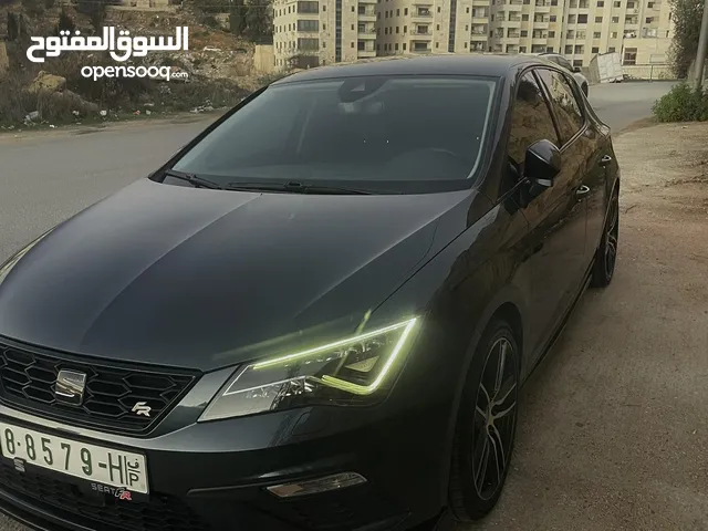 Seat Leon fr 2020 ترخيص السبارة كرتونة