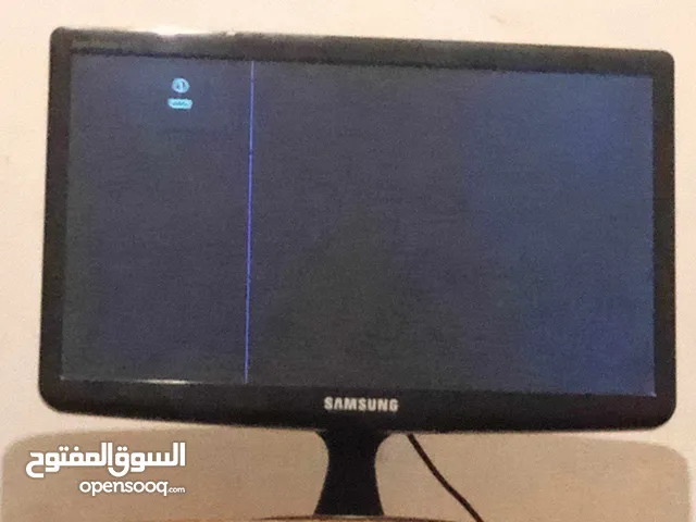 31.5" Samsung monitors for sale  in Tripoli